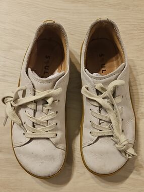 Vivobarefoot Cream Court Shoes